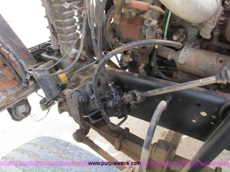 image for item I4121 1987 Ford L8000 dump truck