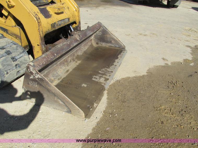 image for item I4122 2008 Caterpillar 279C skid steer