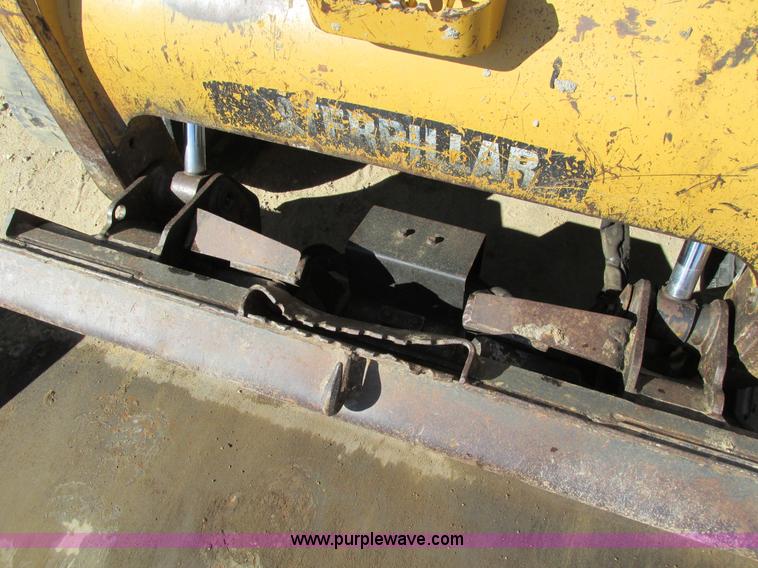 image for item I4122 2008 Caterpillar 279C skid steer