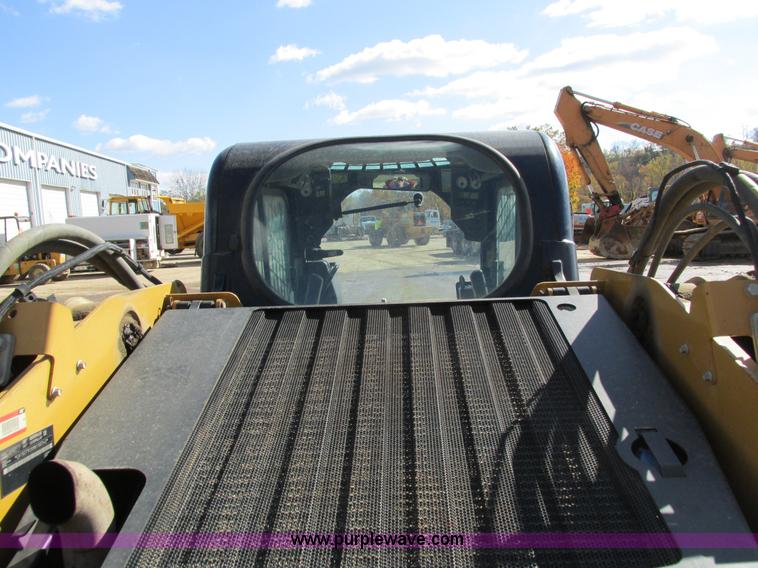 image for item I4122 2008 Caterpillar 279C skid steer