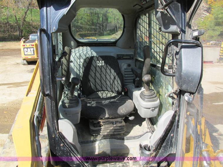 image for item I4122 2008 Caterpillar 279C skid steer
