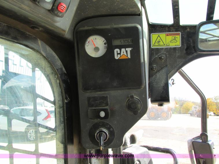image for item I4122 2008 Caterpillar 279C skid steer