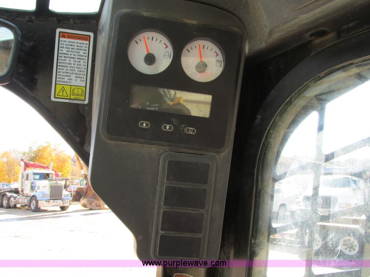 image for item I4122 2008 Caterpillar 279C skid steer
