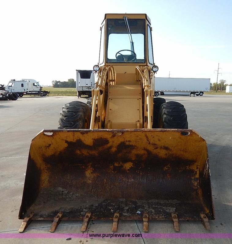 image for item I5350 1978 Caterpillar 910 wheel loader