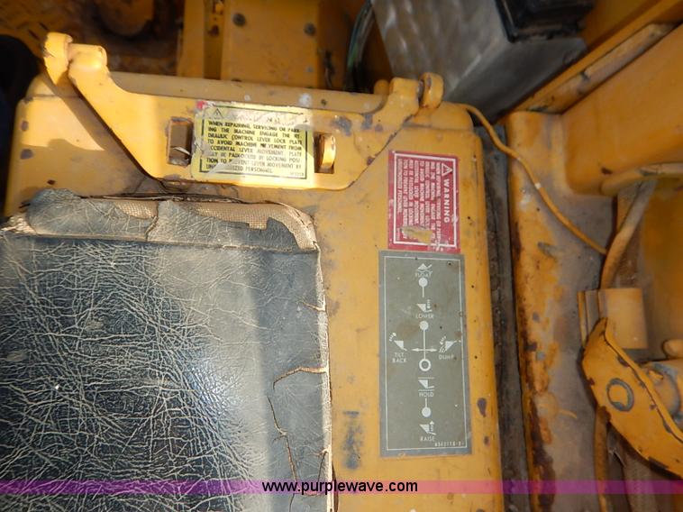 image for item I5350 1978 Caterpillar 910 wheel loader