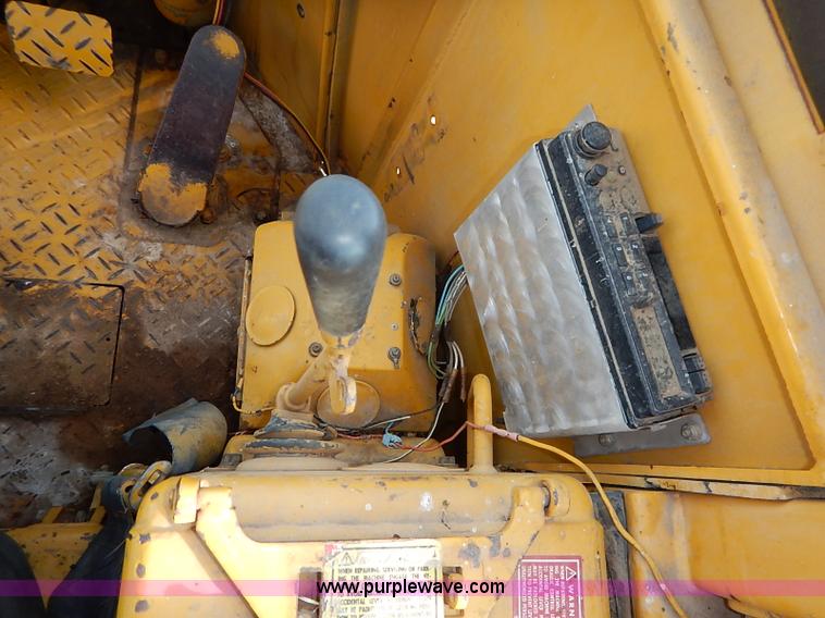 image for item I5350 1978 Caterpillar 910 wheel loader