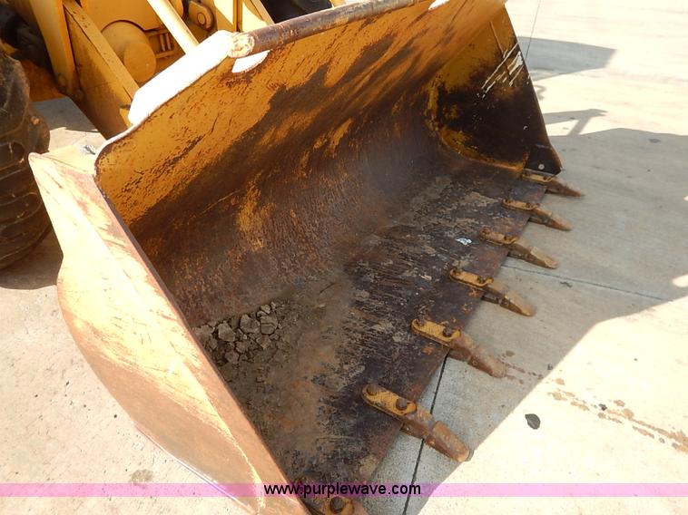 image for item I5350 1978 Caterpillar 910 wheel loader