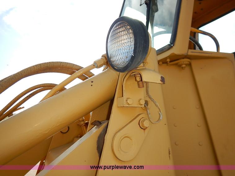 image for item I5350 1978 Caterpillar 910 wheel loader