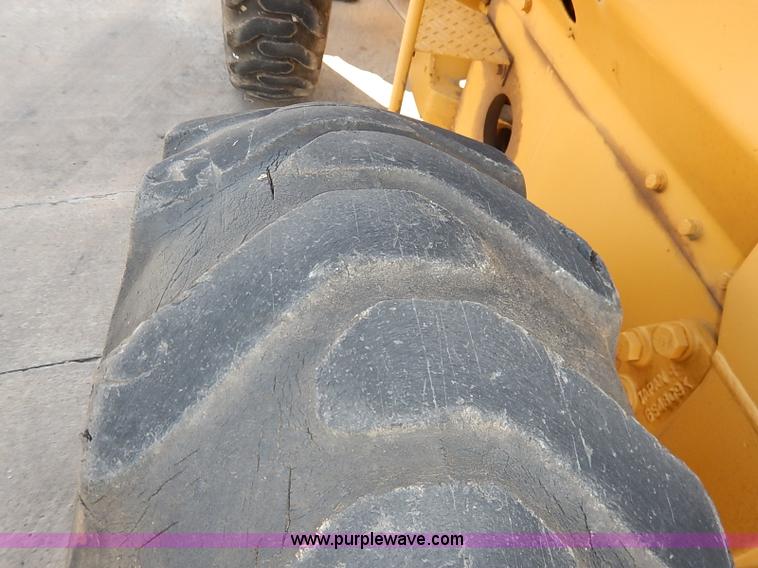 image for item I5350 1978 Caterpillar 910 wheel loader