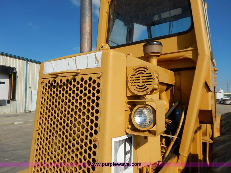 image for item I5350 1978 Caterpillar 910 wheel loader