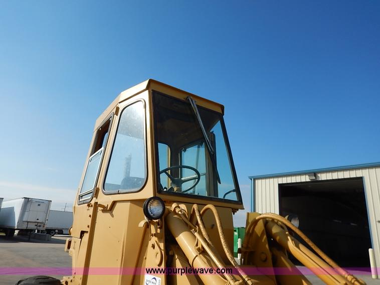 image for item I5350 1978 Caterpillar 910 wheel loader