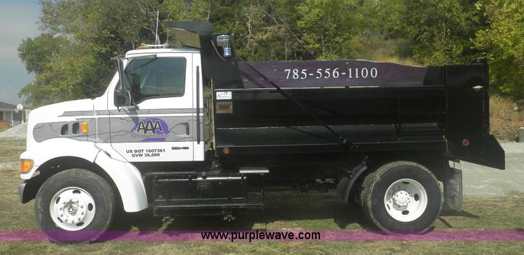 image for item I5903 2000 Sterling dump truck