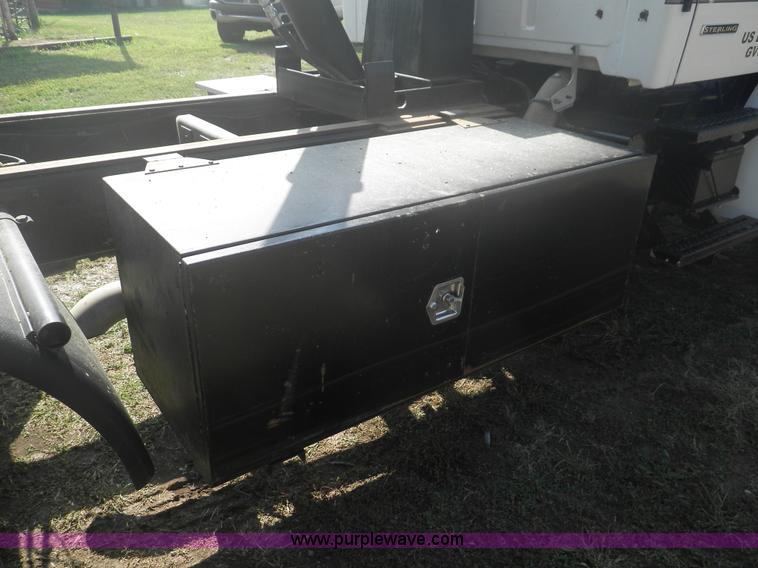 image for item I5903 2000 Sterling dump truck