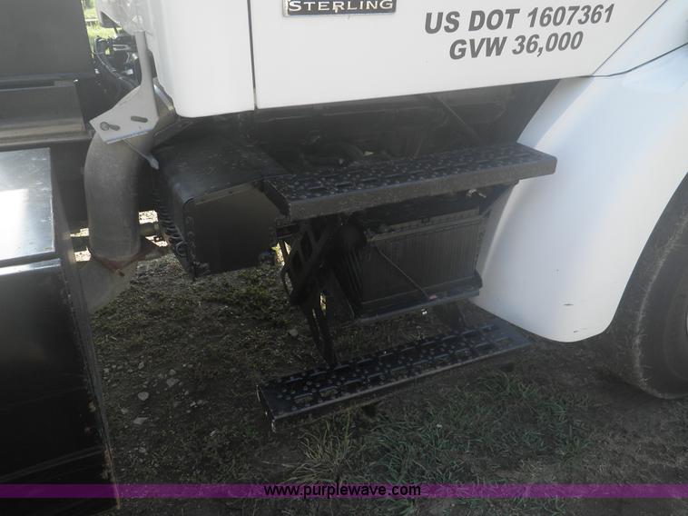 image for item I5903 2000 Sterling dump truck