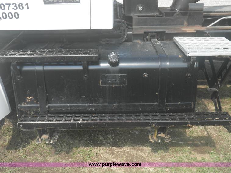 image for item I5903 2000 Sterling dump truck