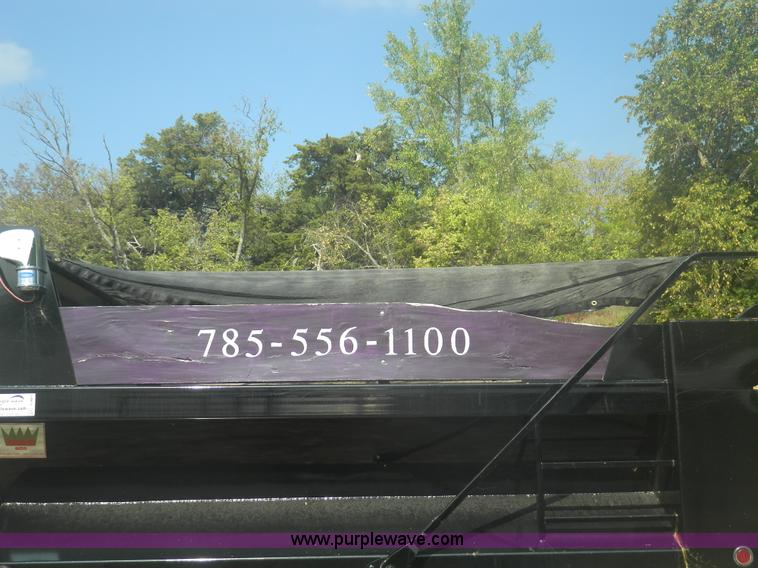 image for item I5903 2000 Sterling dump truck