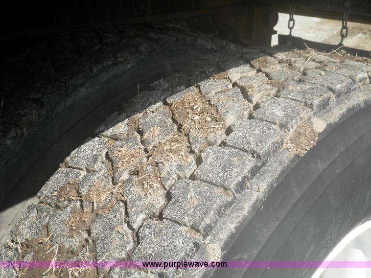 image for item I5903 2000 Sterling dump truck