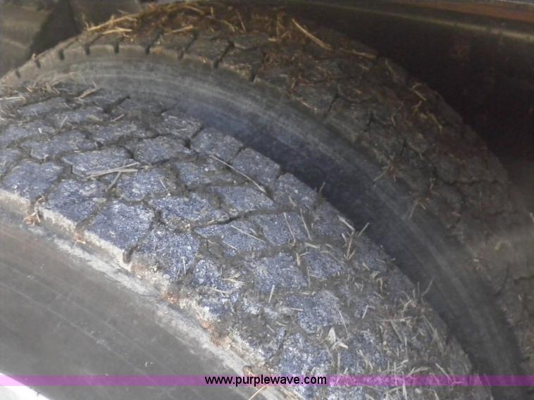 image for item I5903 2000 Sterling dump truck