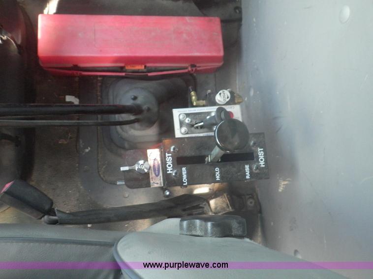 image for item I5903 2000 Sterling dump truck