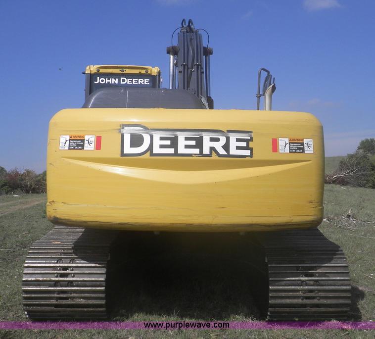 image for item I5925 2011 John Deere 200D LC excavator