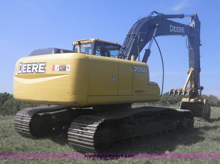 image for item I5925 2011 John Deere 200D LC excavator