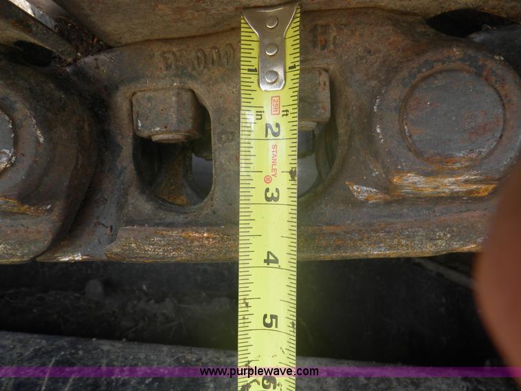 image for item I5925 2011 John Deere 200D LC excavator