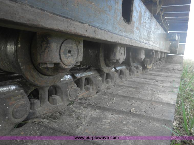 image for item I5925 2011 John Deere 200D LC excavator