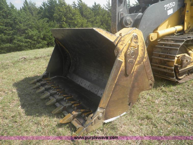 image for item I5926 2007 John Deere 755D track loader