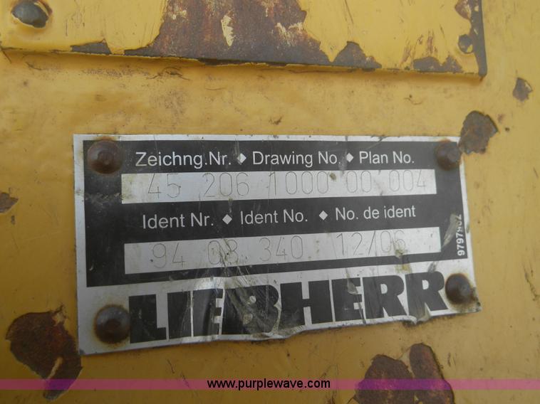 image for item I5926 2007 John Deere 755D track loader