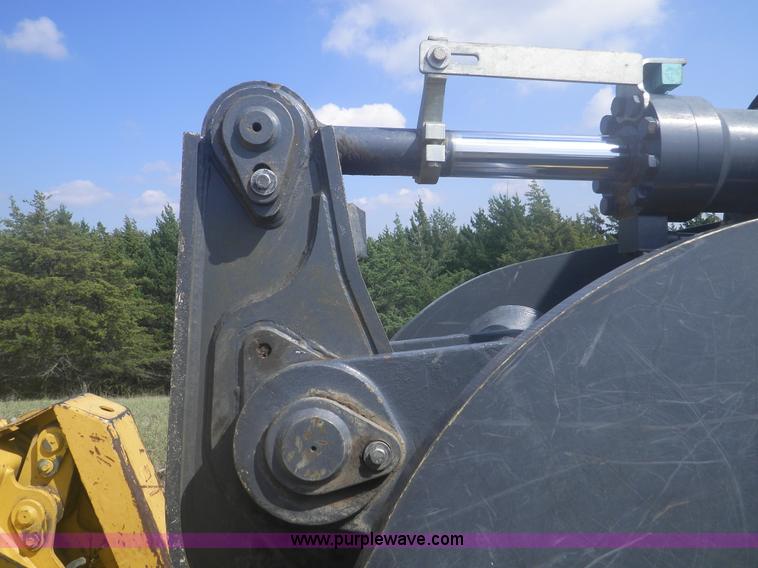 image for item I5926 2007 John Deere 755D track loader