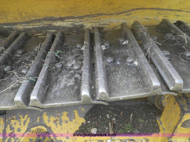 image for item I5926 2007 John Deere 755D track loader