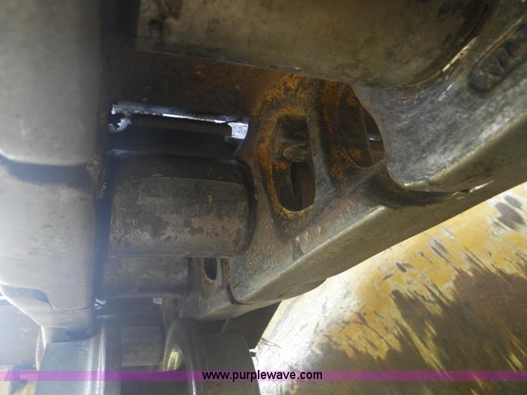 image for item I5926 2007 John Deere 755D track loader