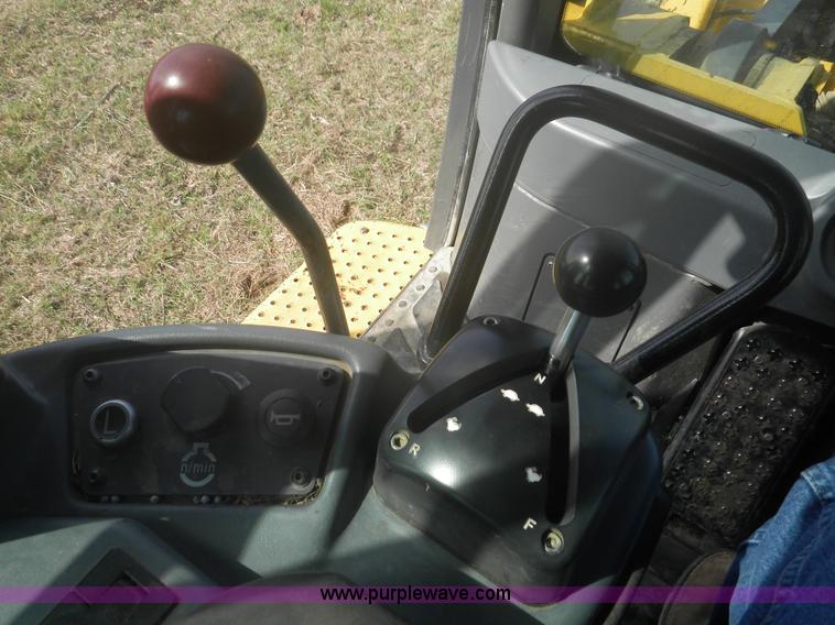 image for item I5926 2007 John Deere 755D track loader