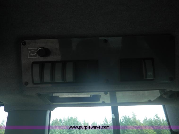 image for item I5926 2007 John Deere 755D track loader