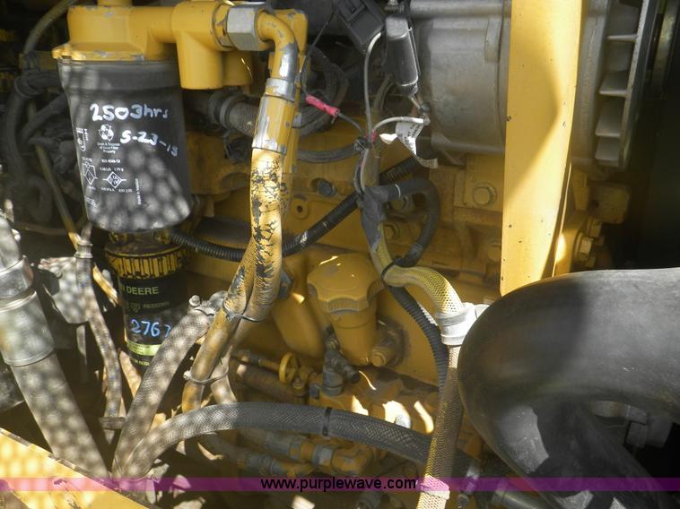 image for item I5926 2007 John Deere 755D track loader