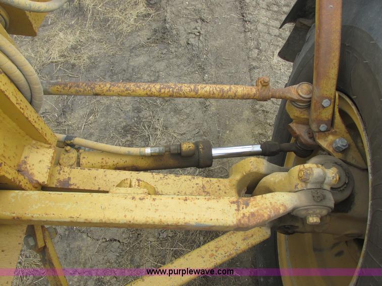 image for item I6038 1987 Caterpillar 140G articulated motor grader