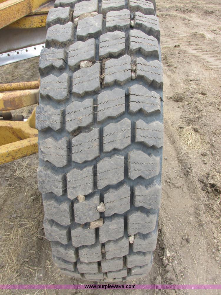 image for item I6038 1987 Caterpillar 140G articulated motor grader