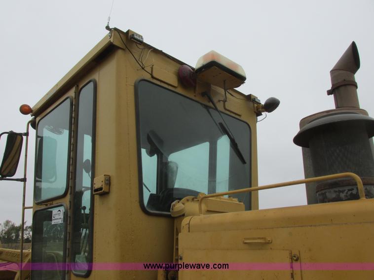 image for item I6038 1987 Caterpillar 140G articulated motor grader