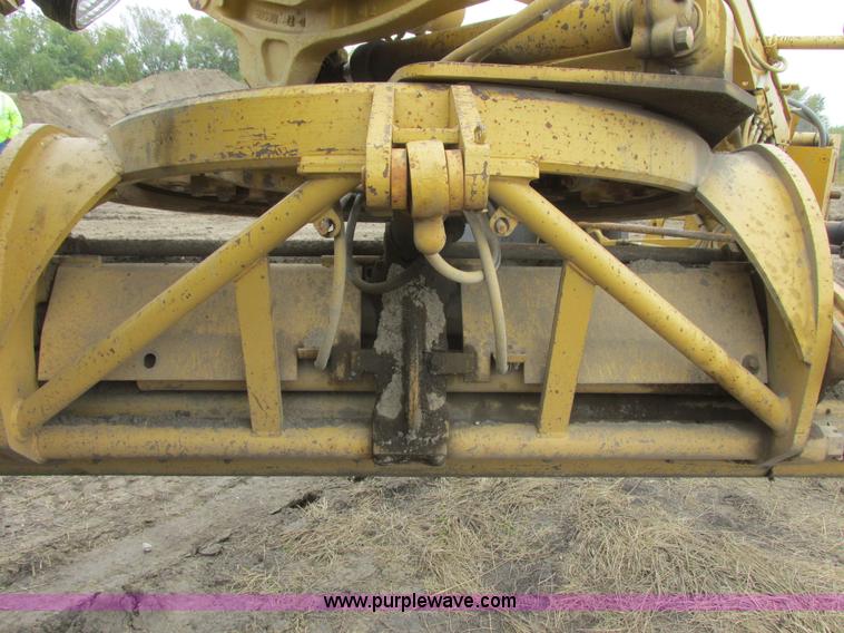 image for item I6038 1987 Caterpillar 140G articulated motor grader