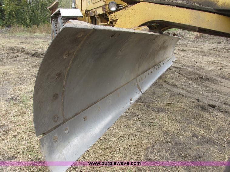 image for item I6038 1987 Caterpillar 140G articulated motor grader