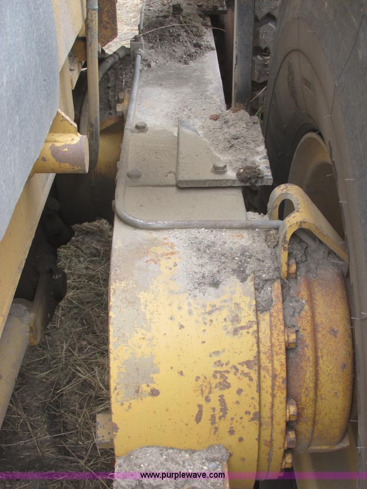 image for item I6038 1987 Caterpillar 140G articulated motor grader