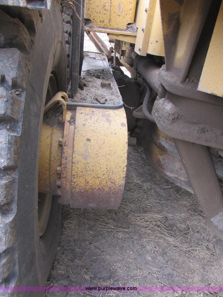 image for item I6038 1987 Caterpillar 140G articulated motor grader