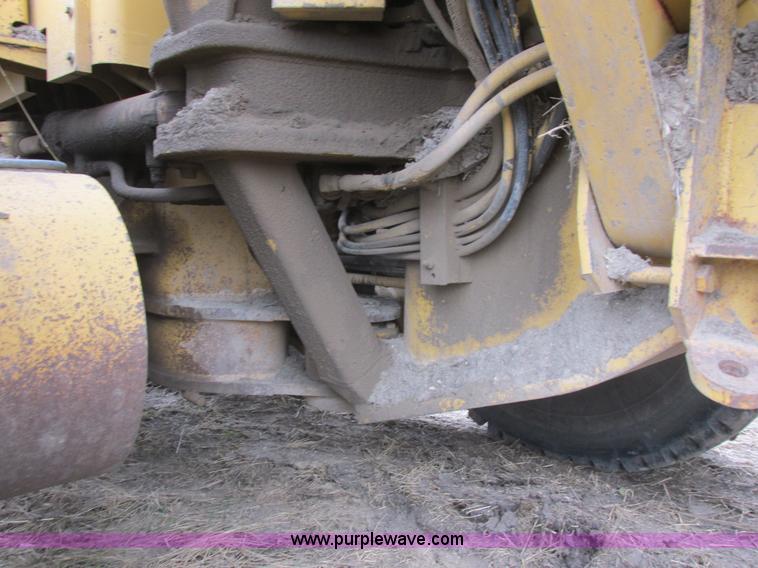 image for item I6038 1987 Caterpillar 140G articulated motor grader