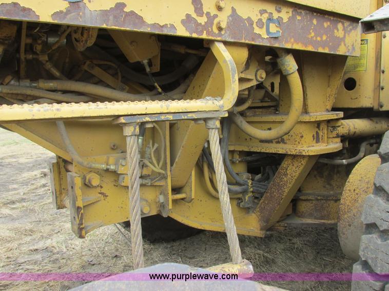 image for item I6038 1987 Caterpillar 140G articulated motor grader