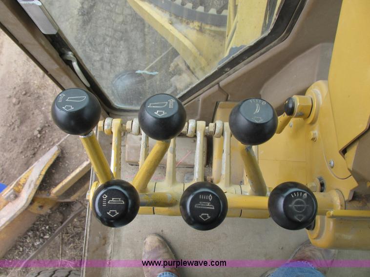 image for item I6038 1987 Caterpillar 140G articulated motor grader