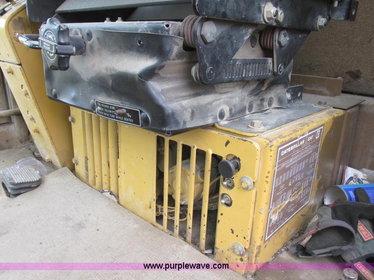 image for item I6038 1987 Caterpillar 140G articulated motor grader