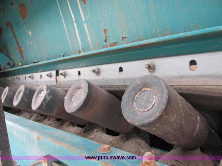 image for item I6043 2006 Powerscreen Turbo Chieftain dual deck screen