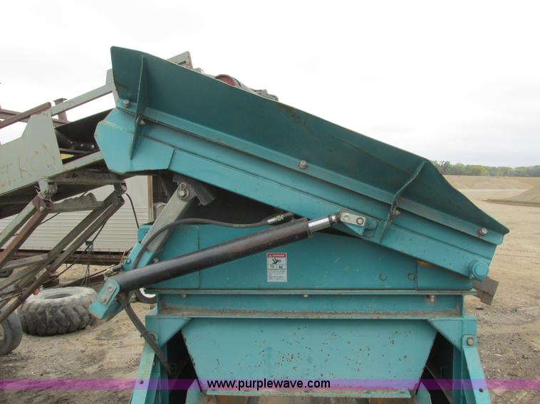 image for item I6043 2006 Powerscreen Turbo Chieftain dual deck screen