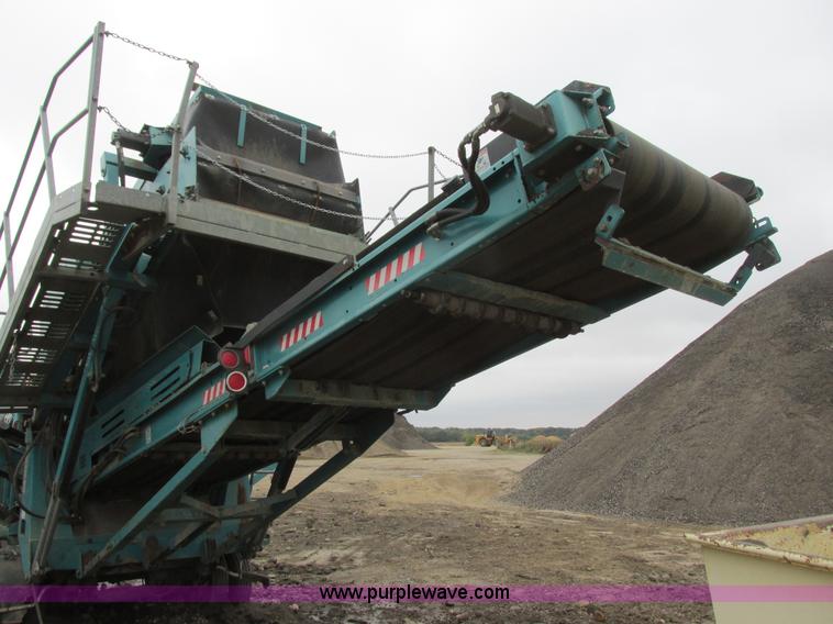 image for item I6043 2006 Powerscreen Turbo Chieftain dual deck screen