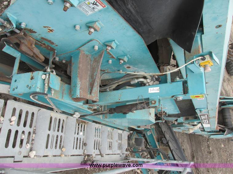 image for item I6043 2006 Powerscreen Turbo Chieftain dual deck screen